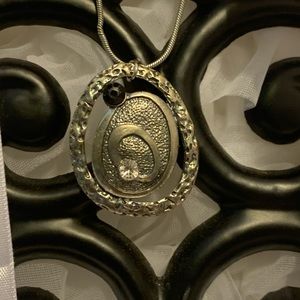 SALE!  VINTAGE Silver Necklace/Black & CZ Stones